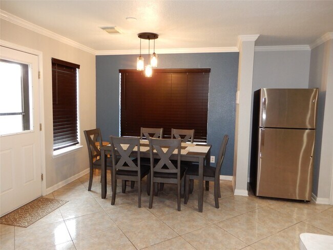 Foto del edificio - 10030 Victoria Falls Ln