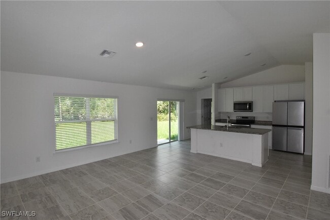 Building Photo - 4360 Longwell Ln