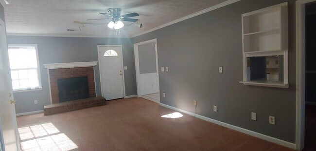 Building Photo - 5488 Forest Pines Dr