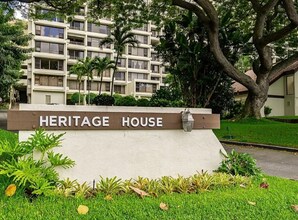 Building Photo - 6710 Hawaii Kai Dr
