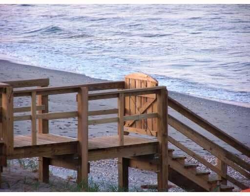 Building Photo - 155 Jimmy Buffett Mem Hwy