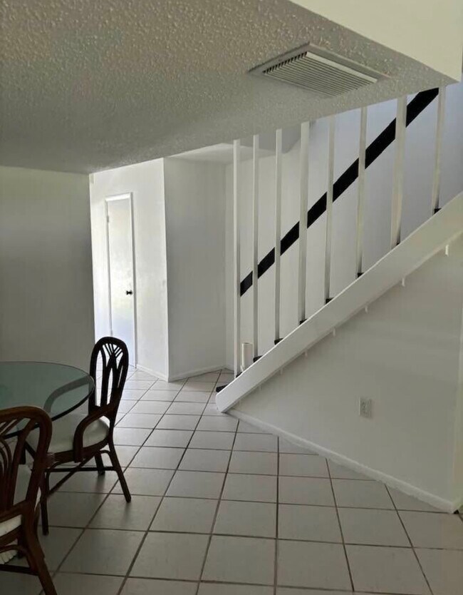 Building Photo - 3351 Ramblewood Ct