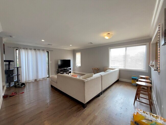 Foto del edificio - 183 Livingston Pl