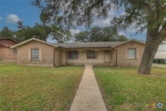 Building Photo - 334 Craddock Ave