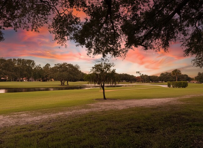 Foto del edificio - 6349 Oak Meadow Bend