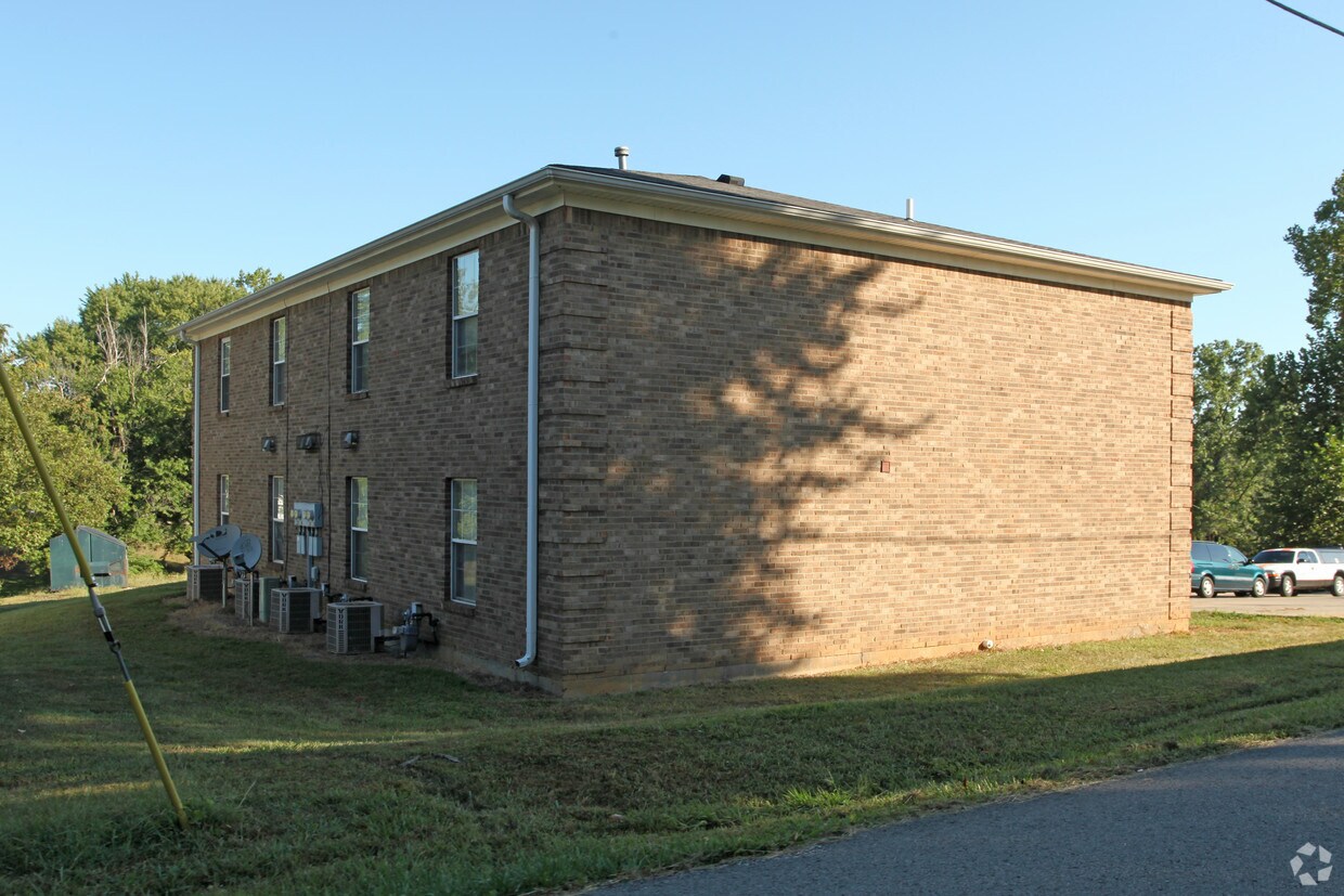Building Photo - 207 Vest Rd