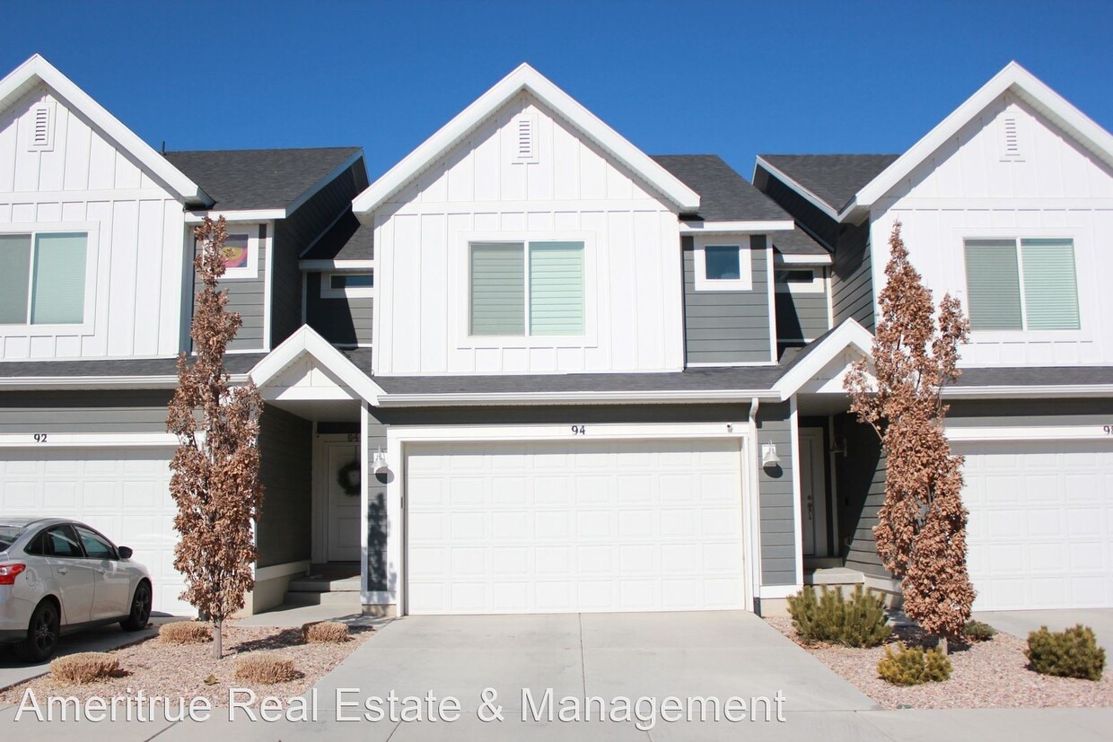 Primary Photo - 3 br, 3 bath House - 94 E Sawmill Row