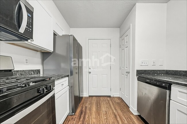 Building Photo - 9151 Autumn Harvest Dr
