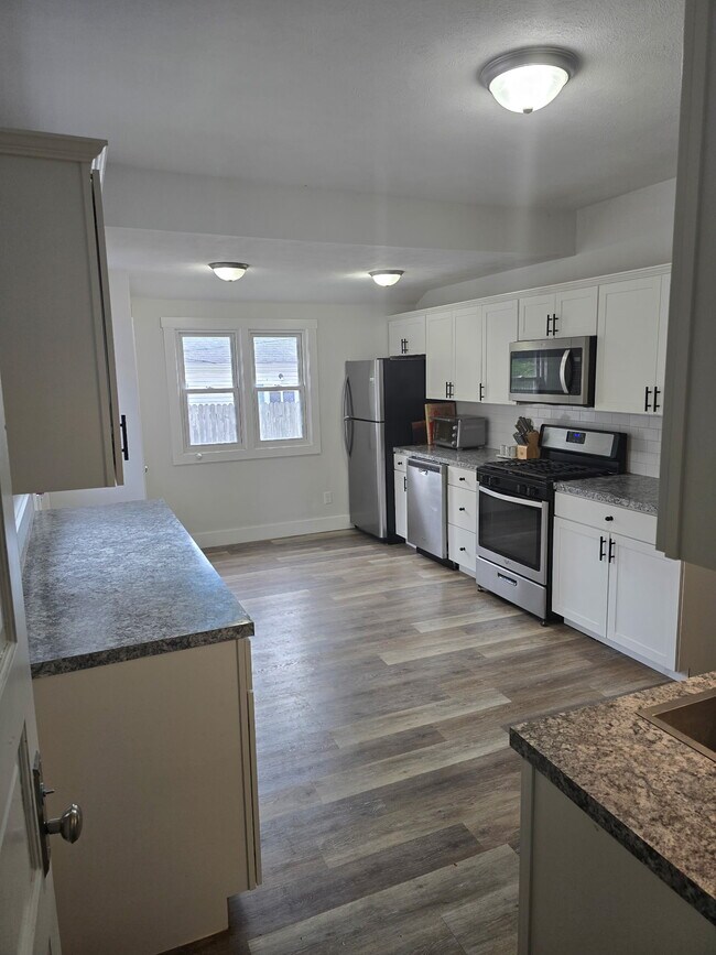 Foto del edificio - 3274 Briggs Blvd NE