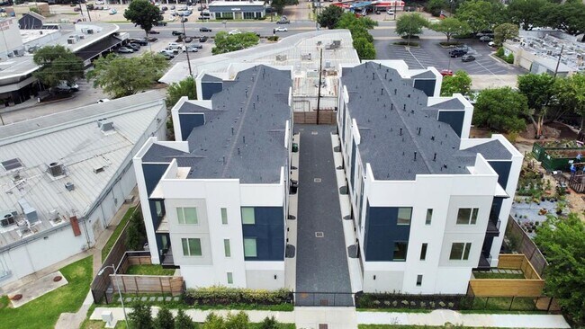 Foto del edificio - 5922 Val Verde St