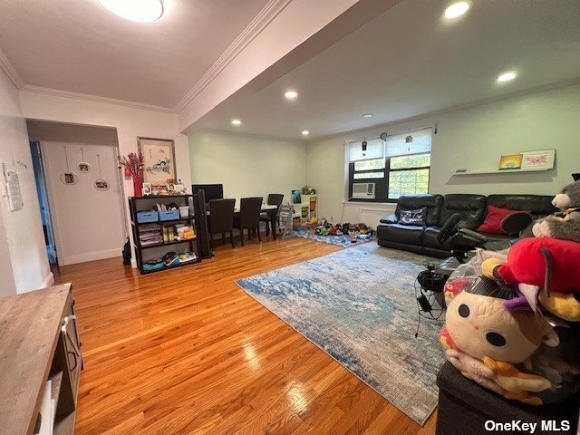 Foto del edificio - 73-51 Bell Blvd