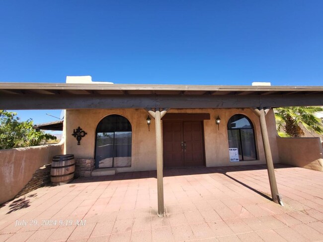 Foto del edificio - 6309 N Laguna Rd