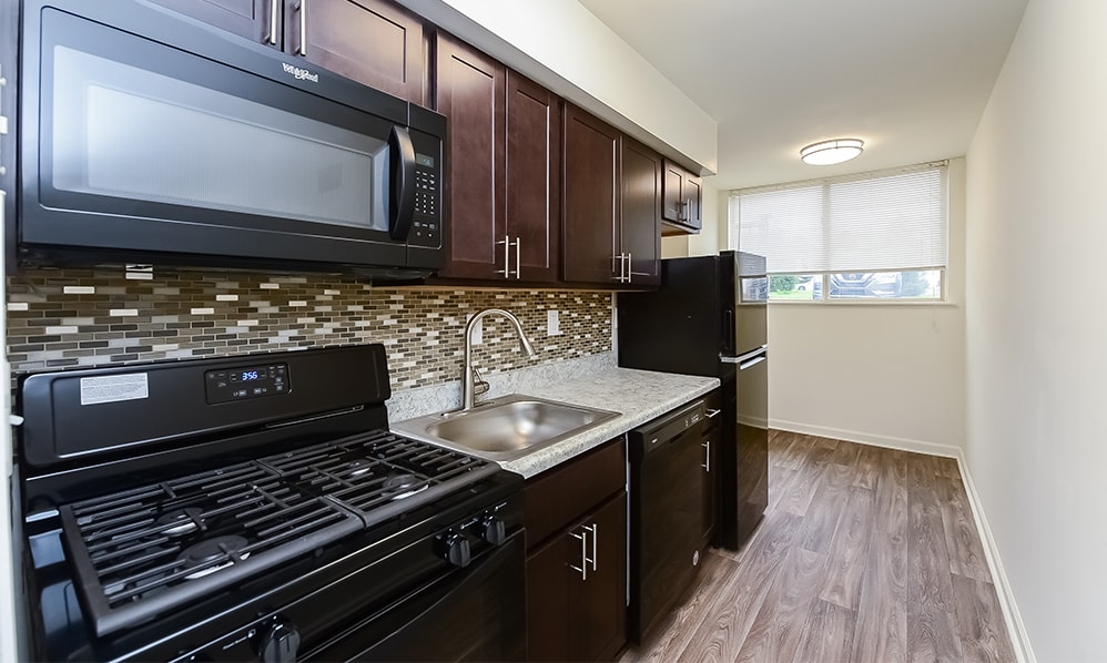 Briarwood Apartments and Townhomes Apartments in State College, PA