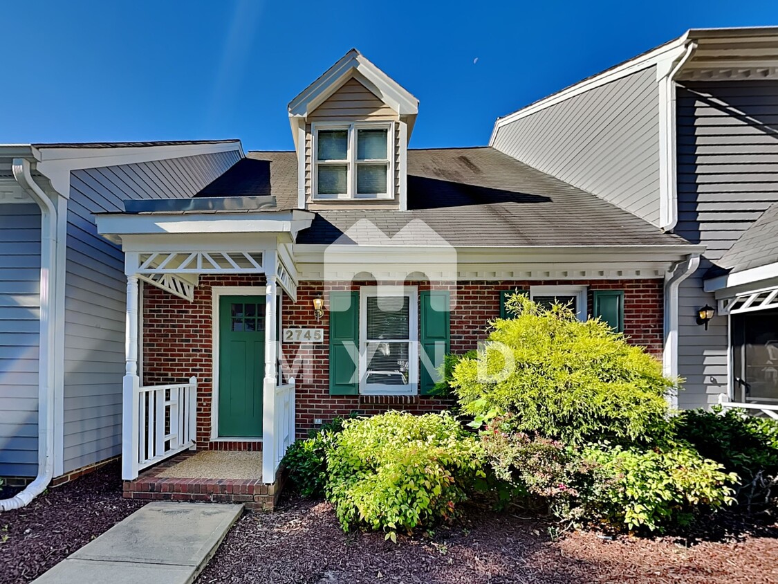 Foto principal - 2745 Sterling Park Dr