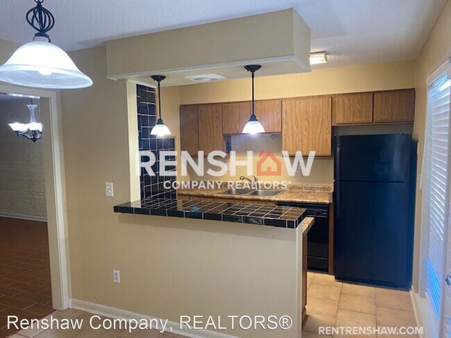 Foto del edificio - 2 br, 1.5 bath House - 997 June Rd