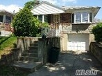 Primary Photo - 169-15 69th Ave
