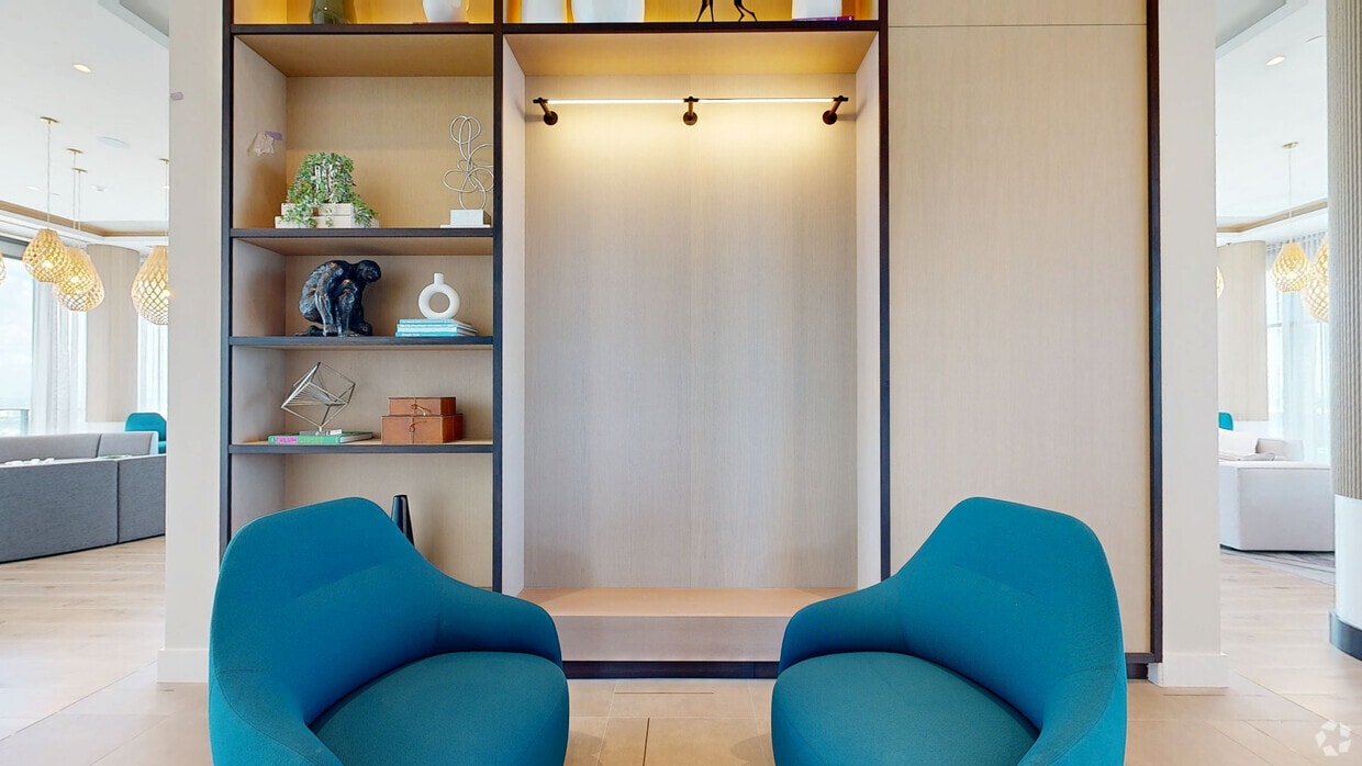 Photo - Miami World Tower Apartments