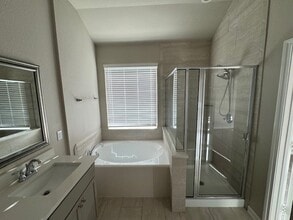 Building Photo - 5218 Pr Ter Ln