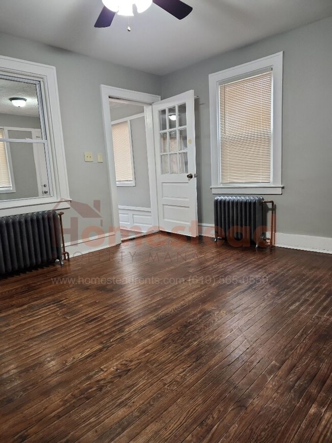 Building Photo - 5 BEDROOM HOME FOR RENT IN COLLINGDALE!