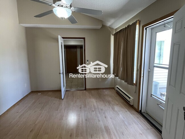 Foto del edificio - 15870 Griffon Path