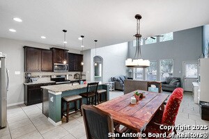 Foto del edificio - 10707 Gentle Fox Bay