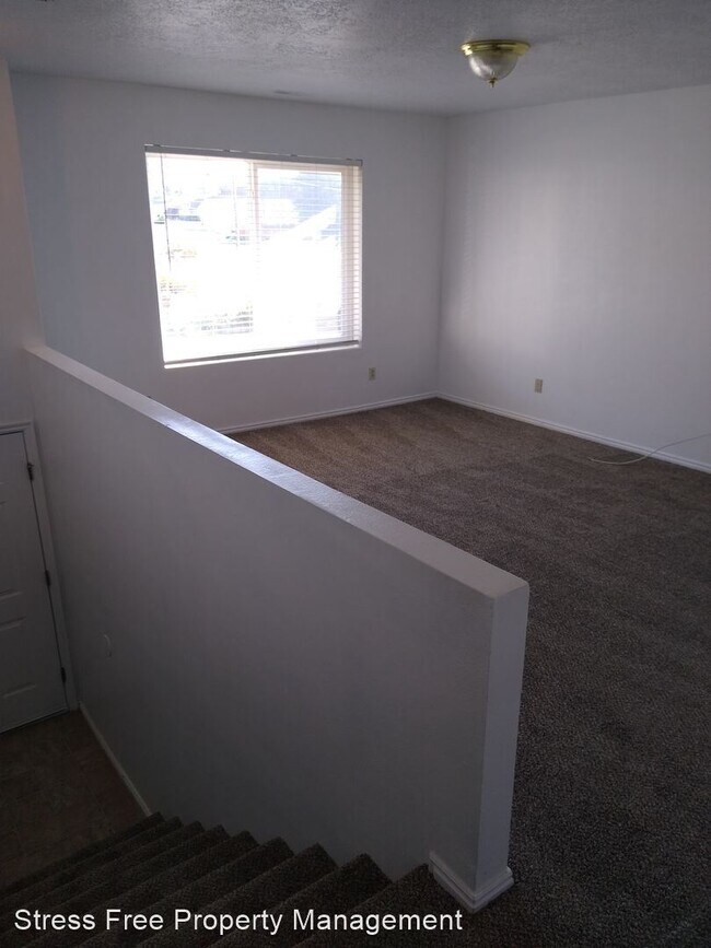 Building Photo - 2 br, 1 bath House - 129 West Sunset Drive