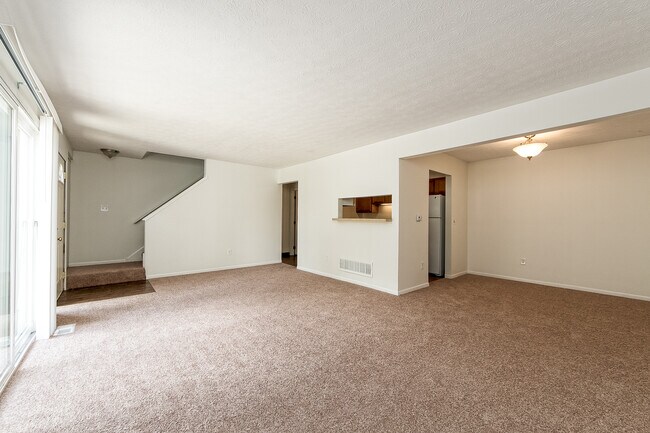 Building Photo - 5266 Captains Ct