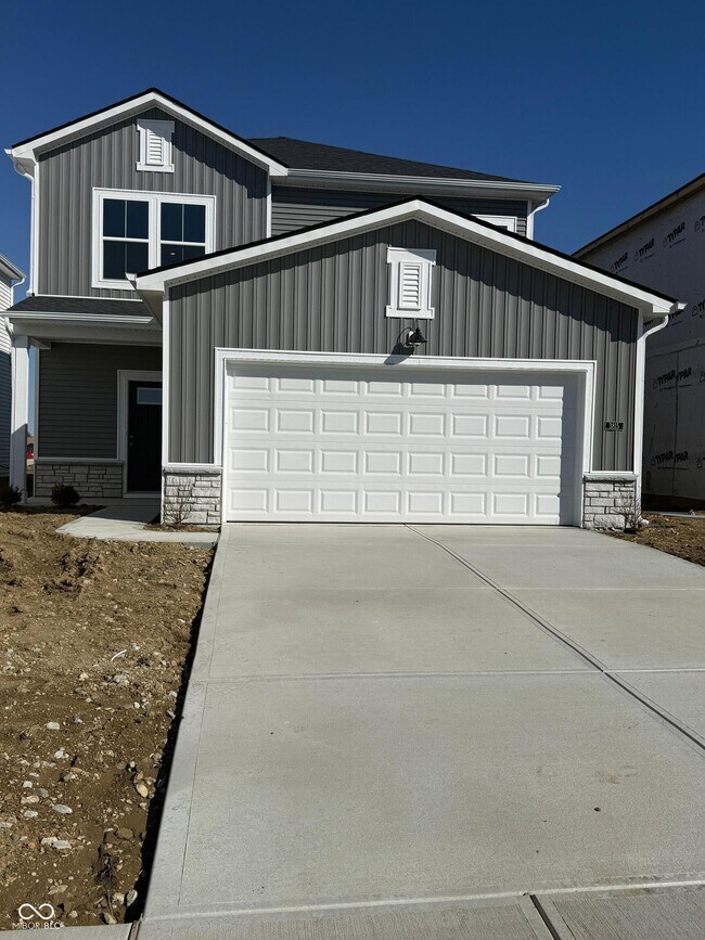 Building Photo - 3815 Sterling Dr