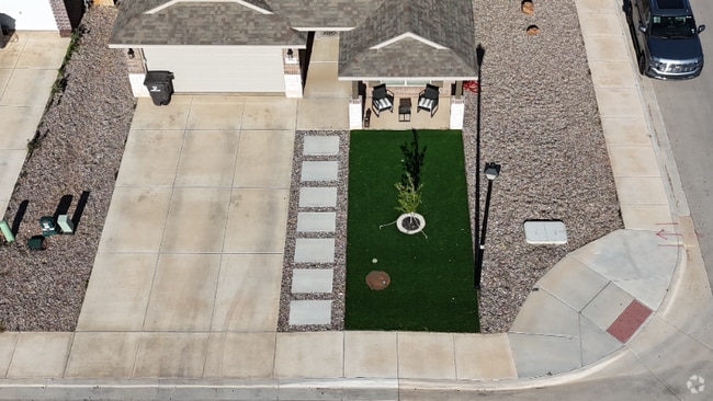 Building Photo - 6800 Lonesome Dove Ln