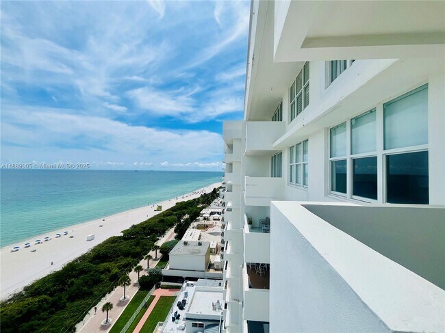 Building Photo - 5601 Collins Ave