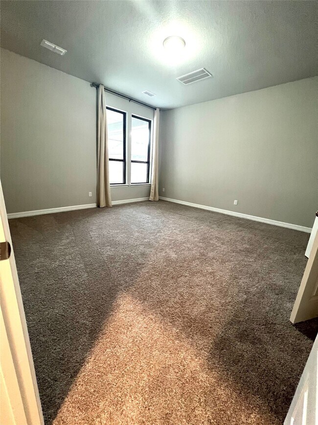 Foto del edificio - 24239 Maple Summit Ln