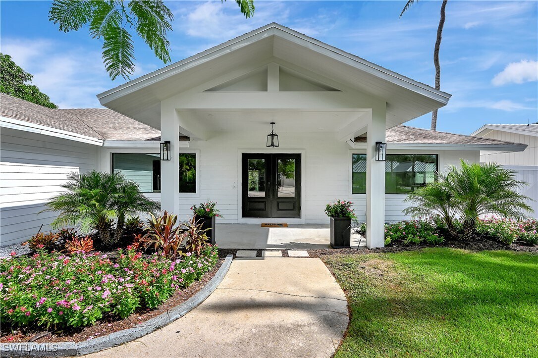 Primary Photo - 2201 Longboat Dr