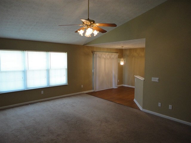 Foto del edificio - 2282 Villagewood Ct