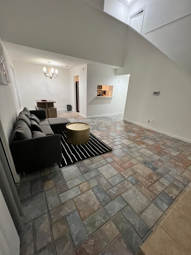 Building Photo - 9535 Pagewood Ln