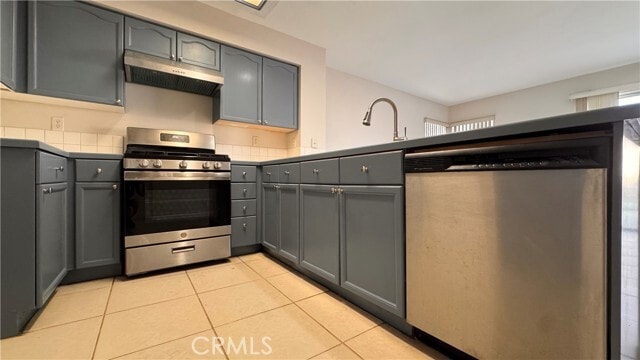 Foto del edificio - 815 Alpine Dr