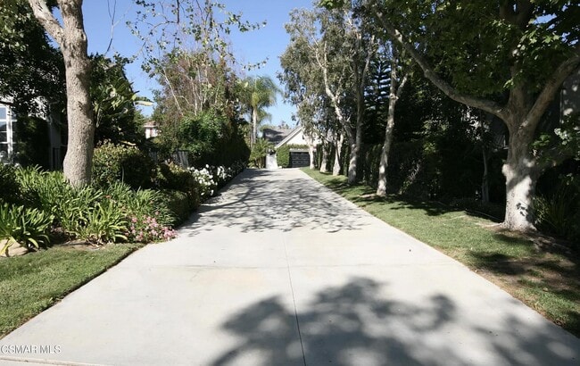 Building Photo - 2826 Irongate Pl