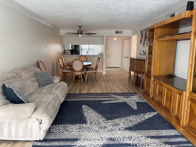 Foto del edificio - 121 Island Way
