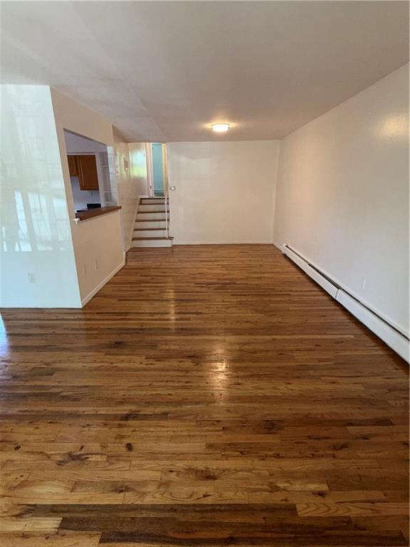 Foto del edificio - 1253 E 72nd St