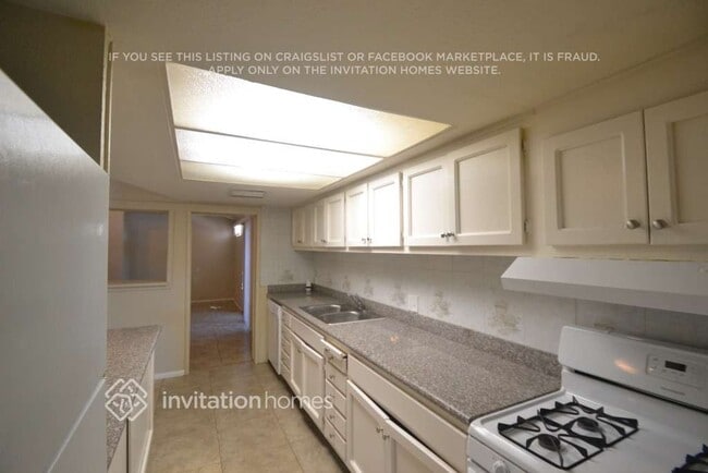 Foto del edificio - 6116 W Claremont St