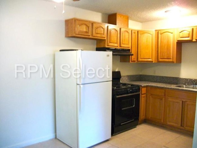 Building Photo - 2 Bed 1 Bath in Fairfield