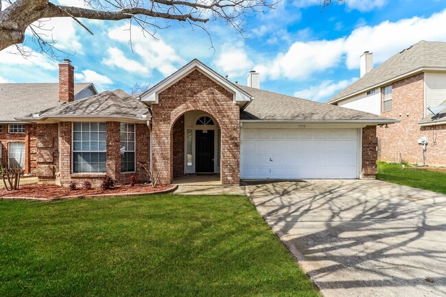 Building Photo - 7728 Blossom Dr