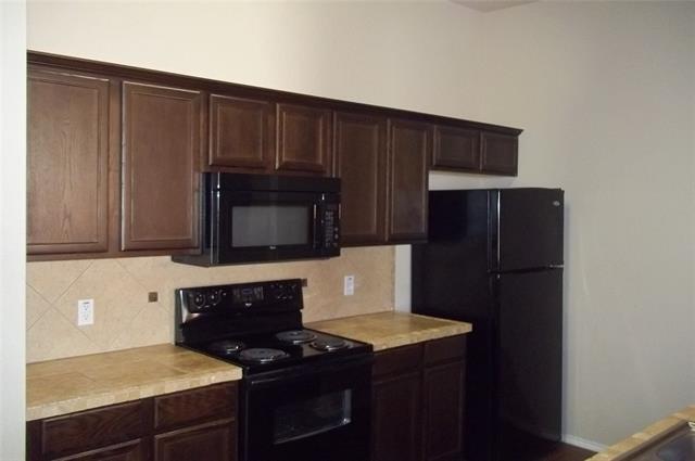 Building Photo - 1432 Ravenwood Dr