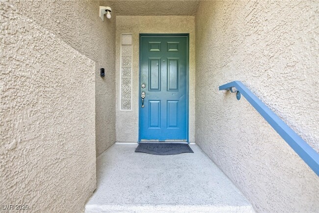 Building Photo - 10720 Amber Ridge Dr