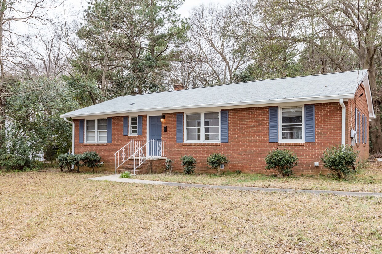 Primary Photo - 8528 Sharonbrook Dr