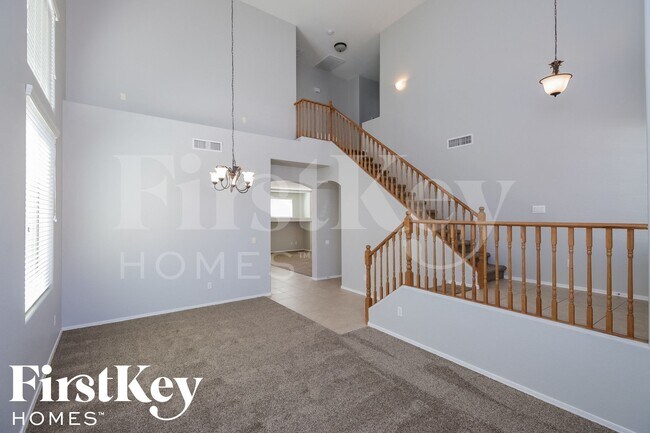 Building Photo - 797 W Vineyard Plains Dr