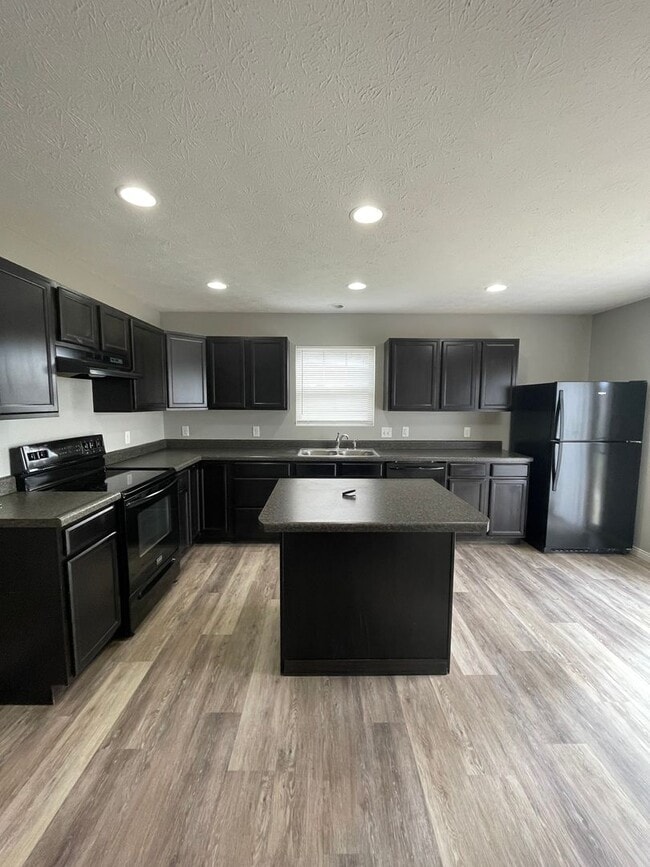 Foto del edificio - 3 Bedroom Single Family Home