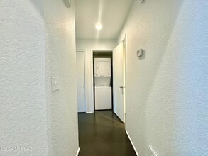 Building Photo - 7620 E Callisto Cir