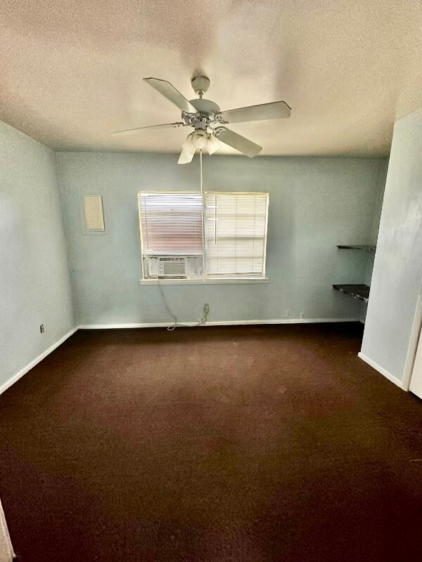 Foto del edificio - 2328 E 16th Ct