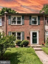 Building Photo - 261 Gundry Dr