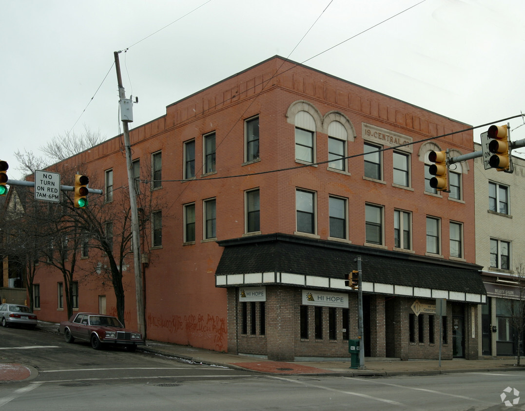 Building Photo - 5001-5003 Second Ave